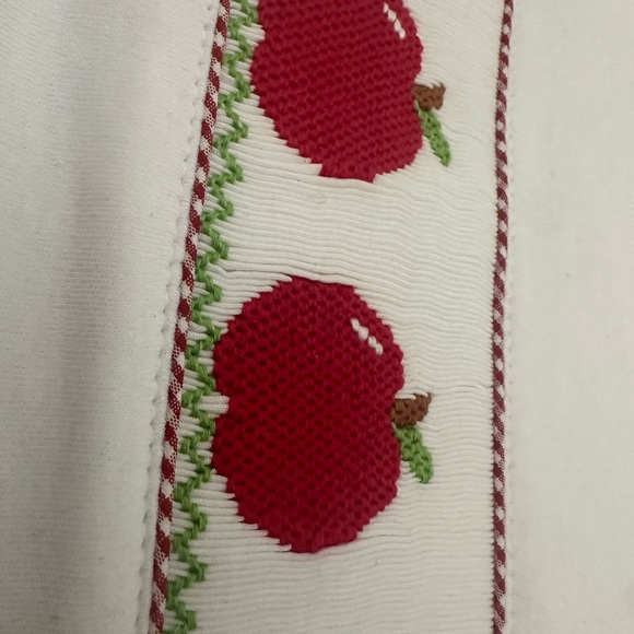 Vive la Fete Back to school apple picking fall smocked cross stitch apple tee - Picture 2 of 5